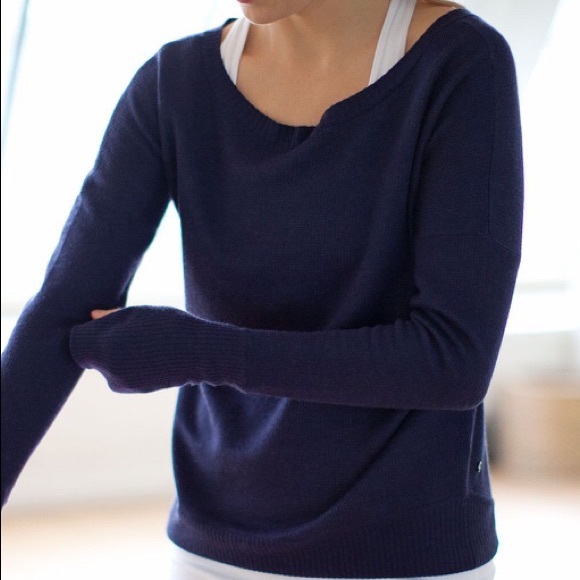 lululemon athletica Sweaters - Lululemon Yin Me Pullover Sweater 6 blue